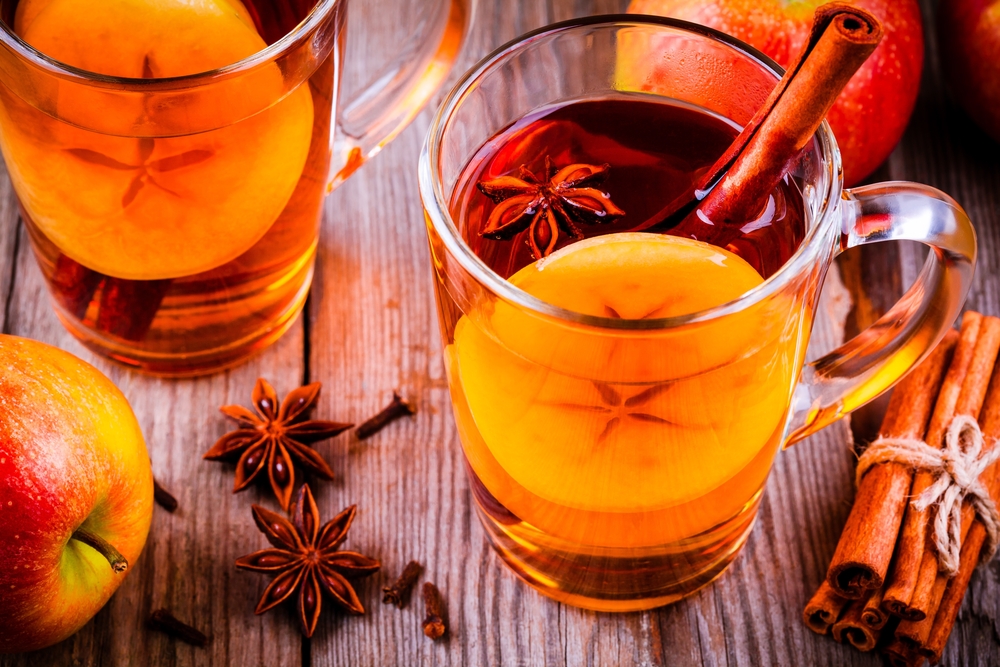 5 Easy-to-make Holiday Cocktails to Try This Thanksgiving